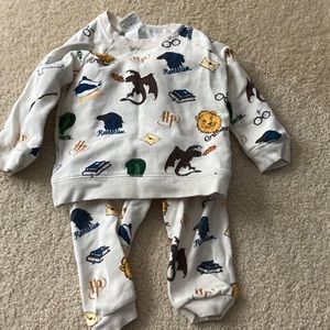HM Harry Potter sweatsuit. Size 18 months.